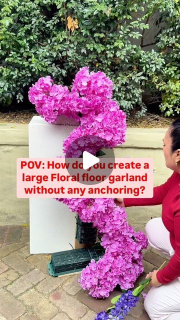 Floral Designer Agency by Danni & Caro on Instagram: "🍒 *Mechanics Magic!* 🍒 
We’ve *all* been there—no nails, no drilling, no problem! This simple hack will change your game: use a heavy pot on your plinth and connect it to a custom timber ‘T’ structure with chicken wire (psst... we’ve got a video showing how to make one from scratch!). This entire design? Yep, transported as one piece and only took us 5 minutes to bump in! 💨 
Want the full details? Drop ‘MECHANICS’ in the comments and we’ll send you more info! 
 
#TwinFlora #FloristHacks #DesignTips #FloralMechanics”" Flower Mechanics, Floral Mechanics, Design Hack, Floral Designer, Chicken Wire, Simple Tricks, Bump, A Video, From Scratch