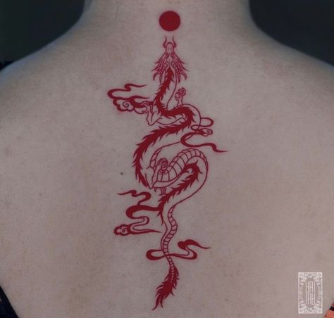 Arm Tattoos For Women Drawing, Ideas Tatuajes Mujer, Dragon Tattoo Simple, Japanese Dragon Tattoo Designs, Dragon Tattoo Back, Aesthetic Dragon, Asian Dragon Tattoo, Kanji Tattoo, Red Dragon Tattoo