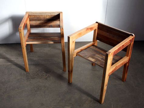 Using salvage oak trim from the demo jobs I've been working to make a pair of these. Diy Wood Chair, Wood Chair Diy, Wood Chair Design, Chair Designs, Diy Dining, Wooden Chairs, Scrap Wood Projects, Diy Holz, Into The Woods