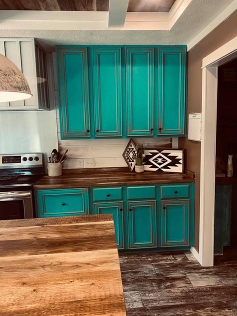 Western Kitchen Decor Ideas, Teal Cabinets Kitchen, Turquoise Kitchen Cabinets, Teal Cabinets, Barndo Ideas, Homestead Diy, Cabin Style Homes, Western Farmhouse, House Upgrades