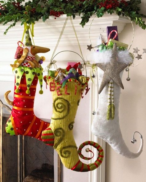 How to make christmas stockings Diy Christmas Mantel, Christmas Stocking Decorations, Decorated Stockings, Christmas Stockings Diy, Christmas Mantel Decorations, Xmas Stockings, Christmas Mantels, Whimsical Christmas, Noel Christmas