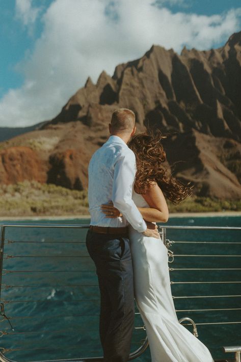 Kauai Elopement Ideas for an Intentional Wedding | Kauai Hawaii Photography | Hawaii Wedding | Looking for Kauai elopement locations for your Hawaii elopement? For Courtney & Payton’s elopement, they had their ceremony at Hanalei Bay, celebrated afterwards on a boat on the Na Pali Coast, and took more elopement photography at Waimea Canyon. These are definitely some of the best locations for your Kauai elopement! Click this pin for more Kauai elopement ideas and Kauai elopement photography! Kauai Elopement, Dogwood Canyon, Hawaii Photography, Hanalei Bay, Waimea Canyon, Hawaii Elopement, Kauai Hawaii, Beach Elopement, Hawaii Beaches