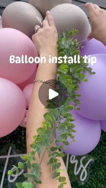 Lilly’s Touch on Instagram: "B A L L O O N  I N S T A L L  T I P down below ⬇️ 
.
.
If your wanting to add florals to a garland use the tips below‼️
.
.
1. Tape the bottom of each floral arrangement so they don’t pop the balloons. I use painters tape so it’s easy to come off. 
.
.
2. Take a rubber band and place around floral like in the video and then around 1 balloon of your choice! 
.
.
3. Buy QUALITY balloons so when you’re pacing the rubber band around the balloons they won’t pop.
.
.
This will hold the floral in place better especially if it’s heavy! You don’t want floral falling off the garland after you install and leave. 
.
.
#eventstyling #eventstylist #eventdesign #eventdecor #indianapoliseventplanner #indianapolisevents #indianapolisvenues #eventhall #eventspace #indianapoliswe Floral Balloon Garland, Balloon Tips, How To Make Balloon, 1 Balloon, Balloon Garland Diy, Round Arch, Garland Backdrops, Floral Balloons, Balloon Crafts