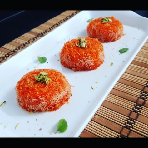 A middle eastern dessert with a bit variation .This single serving Kunafa cupcakes is out of this world. Kunafa Cupcakes, Middle Eastern Dessert, Orange Food, Middle Eastern Desserts, Orange Food Coloring, Single Serving, Vanilla Essence, Fresh Cream, Single Serve