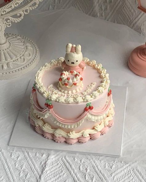 Bunny Cake Aesthetic, Miffy Dessert, Rabbit Cake Ideas, Birthday Cake Bento, Sanrio Desserts, Kawaii Birthday Cake, Miffy Party, Yellow Coquette, Miffy Cake