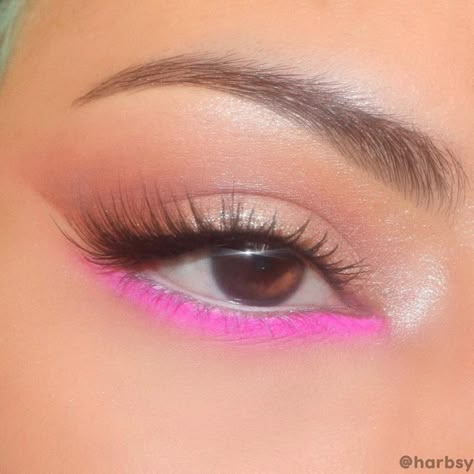 Easy Colorful Eye Makeup Simple, Easy Color Makeup, Pink Underline Makeup, Pink Pop Of Color Makeup, Simple Hot Pink Makeup Looks, Cute Makeup Looks Colorful Simple, Hot Pink Eyeliner Looks, Prom Makeup Colorful, Hot Pink Makeup Looks Prom