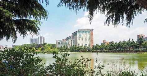 Konkuk University - study language and degree programs in Seoul, Korea Study Korean Language, Study Language, Konkuk University, Dream Studies, Real Estate School, Study Korean, Big Lake, Private University, University Studying