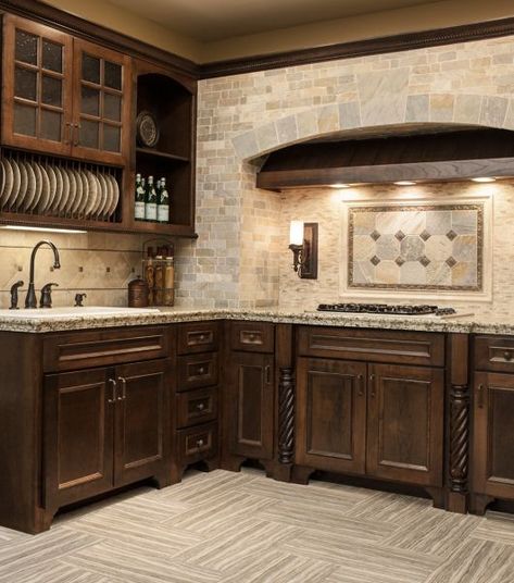 Backsplash With Dark Cabinets, Brick Backsplash Kitchen, Stone Backsplash Kitchen, Backsplash Kitchen Dark Cabinets, Dark Brown Cabinets, Farmhouse Kitchen Backsplash, Brown Kitchen Cabinets, Brick Backsplash, Marble Kitchen