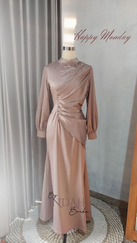 Dress Draperi, Dress Tile Modern, Inspirasi Dress Bridesmaid, Dress Bridesmaid Satin, Dress Muslim Modern, Braidsmaid Dresses, Gaun Dress, Bridesmaid Satin, Kebaya Dress