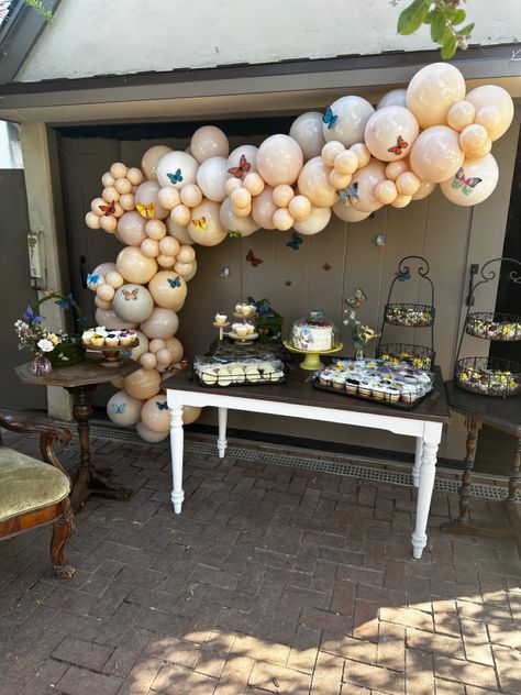 Monarch Baby Shower Ideas, Monarch Butterfly Baby Shower Ideas, Butterfly Baby Shower Ideas, Neutral Butterfly, Baby Shower Desserts, Baby Planning, Butterfly Baby Shower, Butterfly Baby, Neutral Baby Shower