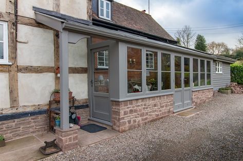 Front Sunroom, Side Porch Ideas, Bungalow Porch, Lean To Conservatory, Porch Extension, Porch Entrance, Cottage Extension, Glass Porch, Garden Room Extensions