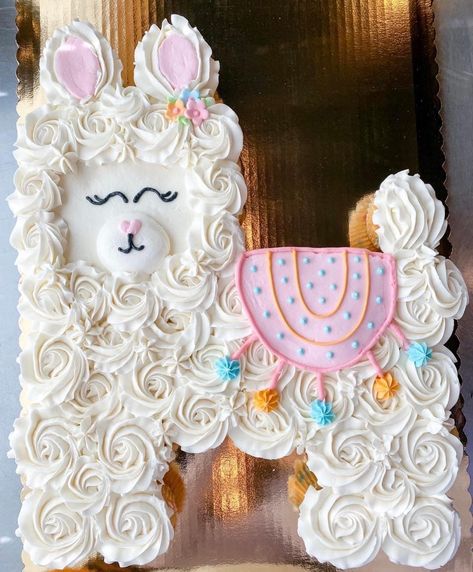 Llama Cupcakes, Pull Apart Cupcake, Pull Apart Cupcake Cake, Llama Party, Pull Apart Cupcakes, Cupcakes Ideas, Cakes To Make, Kids Cakes, Cool Cakes