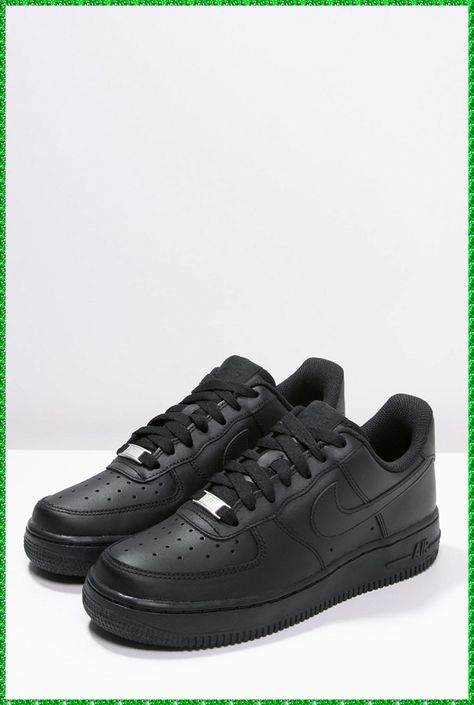 Air Force Noir, Nike Air Force Black, Black Shoes Outfit, Zapatillas Nike Air Force, Black Air Force 1, Black Sports Shoes, Nike Air Force 1 Outfit, Trendy Shoes Sneakers, Nike Shoes Girls