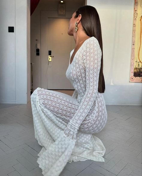 Body Con Dress Outfit, White Lace Maxi Dress, Long Sleeve Mesh Dress, Mode Zara, Sequin Dresses, Future Clothes, Mesh Bodycon Dress, Classy Work Outfits, Casual Summer Outfit