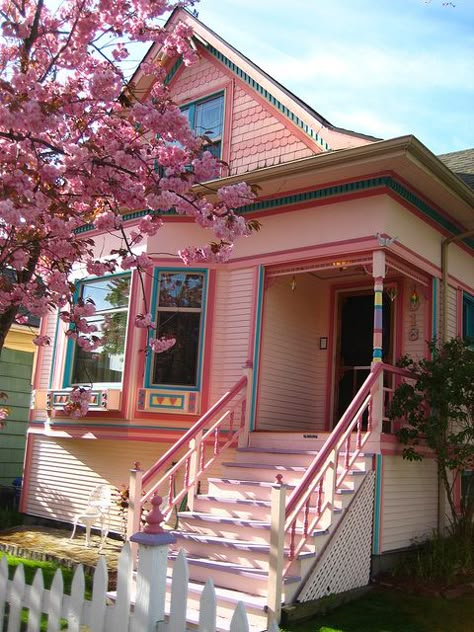 little pink house! It has been proven that pink is a stress reducing color:) Houses Cottagecore, Bangunan Minecraft, Pink Cottage, Fotografi Vintage, Pink House, Victorian Houses, Cute House, Pink Houses, House Room