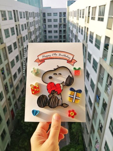 Quilling Ideas Birthday, Snoopy Birthday Cards Handmade, Diy Snoopy Gifts, Snoopy Cards Handmade, Snoopy Diy Crafts, Snoopy Gift Ideas, Snoopy Diy, Snoopy Crafts, Landscape Perspective