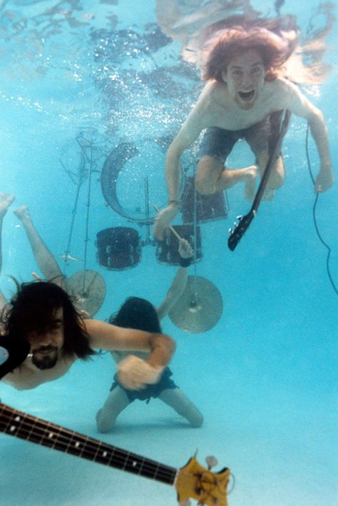 Nevermind Album Cover, Nirvana Meme, Punk Rock Wallpaper, Nirvana Album Cover, Nirvana Funny, Foo Fighters Live, Nirvana Pictures, Nirvana Album, Nirvana Wallpaper