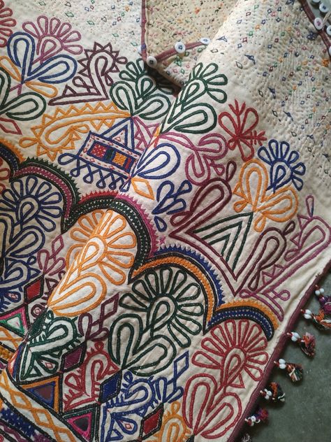 Rabari Embroidery Motifs, Kutchi Bharat Embroidery, Navratri Work, Soof Embroidery, Bharat Work, Kachhi Work, Gujarati Embroidery, Rabari Embroidery, Navratri 2024