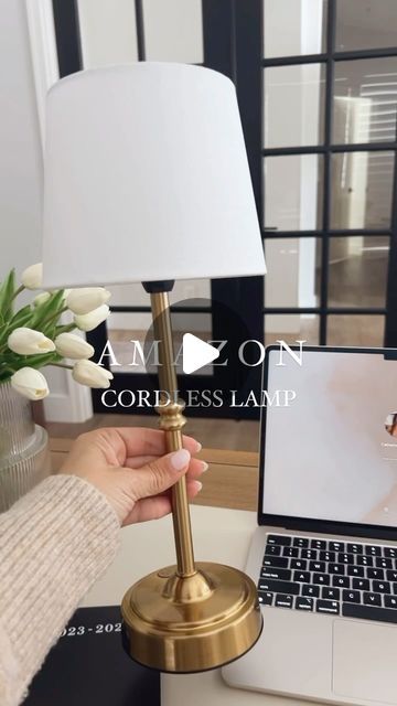 Cat Arcodia on Instagram: "Amazon Cordless Lamp✨ Comment SHOP for the link! This beauty can be used in so many spaces in your home and the best part is you don’t need an outlet. This antique brass rechargeable cordless lamp with 3-level brightness settings is perfect for all those spots around your home that need a little extra cozy lighting🤍  Ways to Shop: • comment “shop” below to have the link sent directly to your inbox 💌 • tap the link in my bio to directly shop my @amazon storefront or @shop.ltk page🔗  #amazonhomefinds #cordlesslamp #brasstablelamp #cordlesstablelamp #amazonfinds #founditonamazon  antique brass table lamp rechargeable lamp cordless table lamp  neutral home decor" Desk With Table Lamp, Lamp On Desk Home Office, Piano Lamp Ideas, Office Lamp Ideas, Entryway Table Lamp Ideas, Entry Table Lamp, Night Table Lamp, Lamp On Bookshelf, Entryway Table Lamp