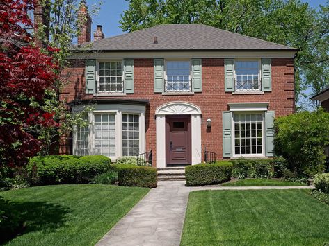 Color selection is an important factor when decorating red brick houses. Unfortunately, the rich, warm hues of red brick don’t go with every color shu... | 2 Quietude Red Brick House Shutter Ideas, Brick House Shutters, Red Brick House Exterior Curb Appeal, Brick Colonial House Exterior, Shutters Brick House, House Shutter Colors, Brown Brick Exterior, Brick Colonial House, Savannah Smiles