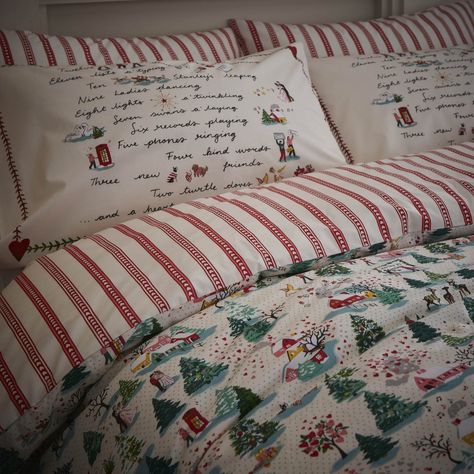 Shine Bright Cameo 2 FINAL For Email Christmas Bed Sheets, Hanging Christmas Stockings, Inviting Bedroom, Mattress Protectors, Christmas Bedding, Christmas Accessories, Home Decor Online, Linen Sheets, Christmas Makes