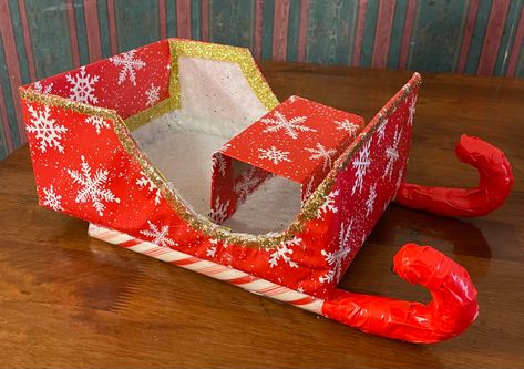 Cardboard Box Sleigh, Cardboard Box Santa Sleigh, Santas Sleigh Diy Cardboard, Christmas Decorations For Cubicle, Santa Sleigh Diy, Cardboard Santa Sleigh, Diy Santa Sleigh, Cardboard Sleigh, Family Party Food