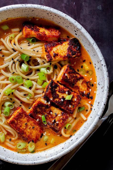 Vegan Tofu Ramen Recipes, Pescatarian Ramen Recipes, Udon Noodle Soup Vegetarian, Vegan Tofu Meal Prep, Spicy Coconut Ramen, Peanut Ramen Soup, Kimchi Tofu Ramen, Spicy Tofu Ramen, Miso Gochujang Ramen