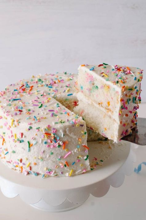 Funfetti Cake. But is there really a reason to make funfetti from scratch? I feel torn on this issue but think this would make a great kiddo bday cake. Funfetti Cake, Cake Bars, Savoury Cake, Food Cakes, Pretty Cakes, Cute Cakes, Let Them Eat Cake, Beautiful Cakes, Birthday Cakes