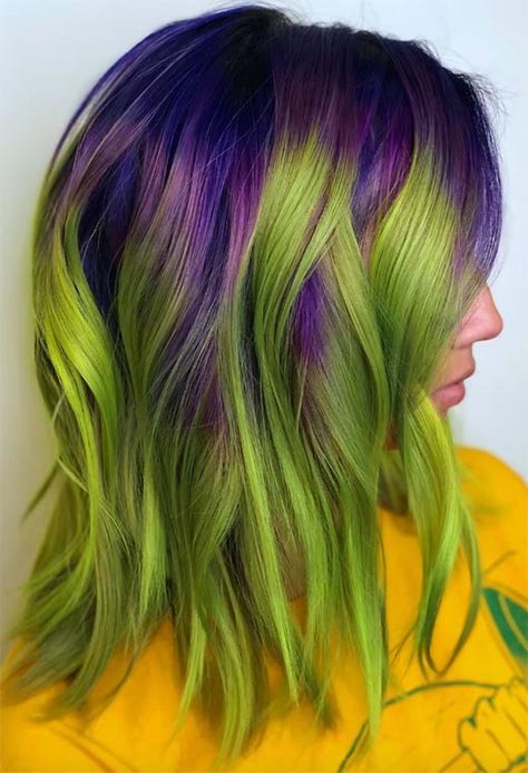 63 Offbeat Green Hair Color Ideas in 2020: Green Hair Dye Kits to Try Beetle Juice Hair Color, Pink Hair With Blue Streaks, Purple And Green Hair Ideas, Spooky Hair Color, Orange And Green Hair, Green Hair Dye Ideas, Different Colored Hair, Green Hair Ideas, Green Hair Color Ideas