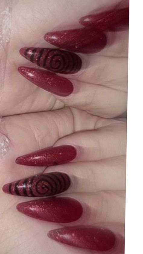 Red Spiral Nails, Spiral Nails, Red Sparkly Nails, Nails With Black, Red Jelly, Sparkly Nails, Dream Nails, Blood Red, Valentines Nails