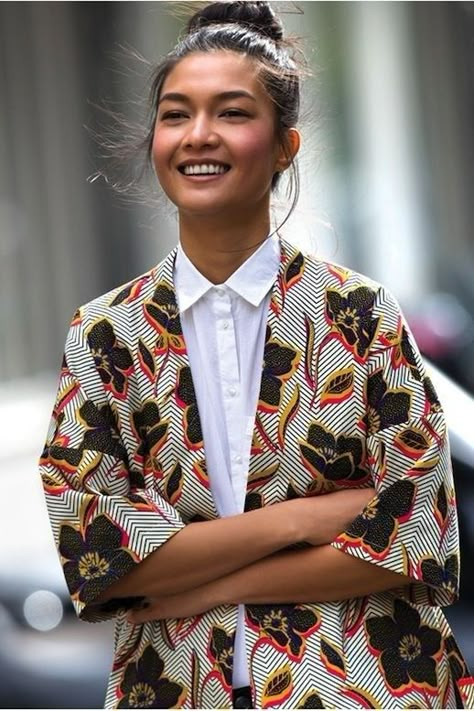 Kimono Style Jacket, 일본 패션, Mode Kimono, African Prints, Looks Street Style, Kimono Jacket, Inspired Outfits, Looks Style, Mode Inspiration