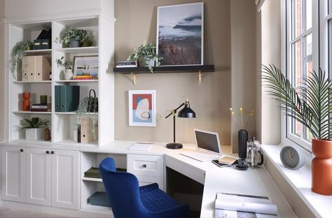 Alcove Office Desk Areas, Corner Desk Under Window, Small Home Office Box Room, Home Office Internal Window, Garden Office Corner Desk, Office Snug, Wooden Office Desk Corner, Bedroom Office Space, Desk Room