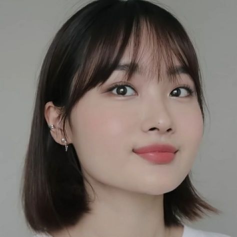 Korean Front Bangs Haircut, Bangs With Short Hair Korean, Front Bangs Short Hair, Short Hair With Bangs Korean, Korean Bang, Korean Short Haircut, Sind Curtain Bangs, Was Sind Curtain Bangs, Korean Bangs