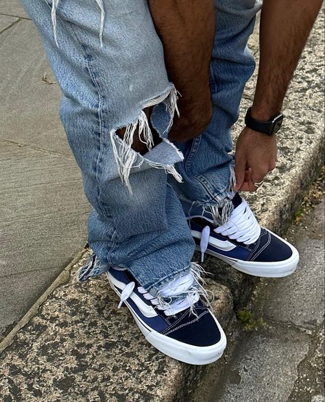 Vans Men, Denim Outfit Men Aesthetic, Blue Hypebeast Aesthetic, Blue Vans Aesthetic, Knu Vans Outift, Tommy Clothes, Vans Aesthetic Grunge, Vans Outfit Men, Black Outfit Men