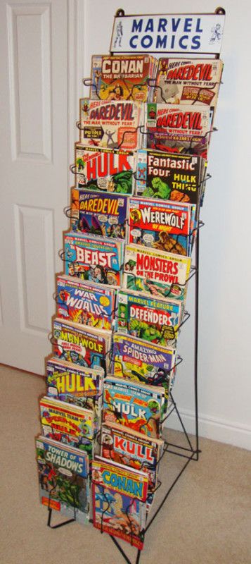 Book Display Wall, Comic Book Storage Ideas, Comics Display, Book Storage Ideas, Comic Storage, Comic Display, Comic Book Room, Comic Book Display, Comic Room