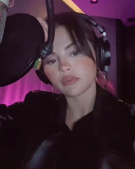 Selena Gomez Headphones, Selena Gomez Pictures, In The Studio, Cat Ear Headphones, The Studio, Selena Gomez, Over Ear Headphones, Ariana Grande, The Conversation