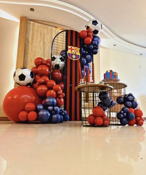 Barcelona Theme Party, Barca Birthday Party, Barcelona Birthday Theme, Barcelona Party Decoration, Football Theme Party Decorations, Soccer Birthday Theme, Soccer Party Decorations, Football Theme Birthday, Kids Party Tables