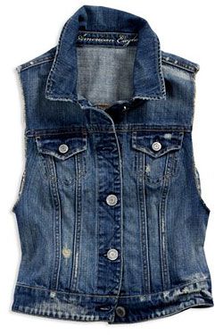 DIY: How to Make a Denim Vest - Lulus.com Fashion Blog Waistcoat Woman, Denim Vests, Jean Vest, Jeans Diy, Wool Vest, Denim And Lace, Cute Jeans, Jeans Material, Vest Outfits