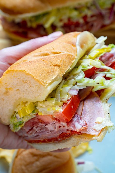 Lunch Sandwich Ideas For Work, Simple Sandwiches Lunch, Donair Recipe, Grinder Sandwiches, Sandwiches For Dinner, Hoagie Sandwiches, Grinder Sandwich, Closet Cooking, Sandwhich Recipes