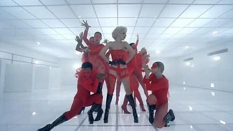 Lady Gaga Bad Romance, Lady Gaga Music Videos, Diamond Outfit, Bad Romance Lady Gaga, Lady Gaga Costume, Lady Gaga Outfits, Lady Gaga The Fame, Lady Gaga Joanne, Single Video