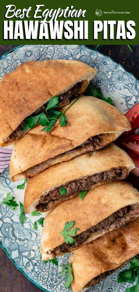 Egyptian Beef Recipes, Egyptian Dinner Recipes, Egyptian Food Recipes Easy, Hawawshi Egyptian, Hawawshi Recipe, Pita Sandwich Recipes, Egyptian Meals, Egyptian Fattah, Egypt Recipes