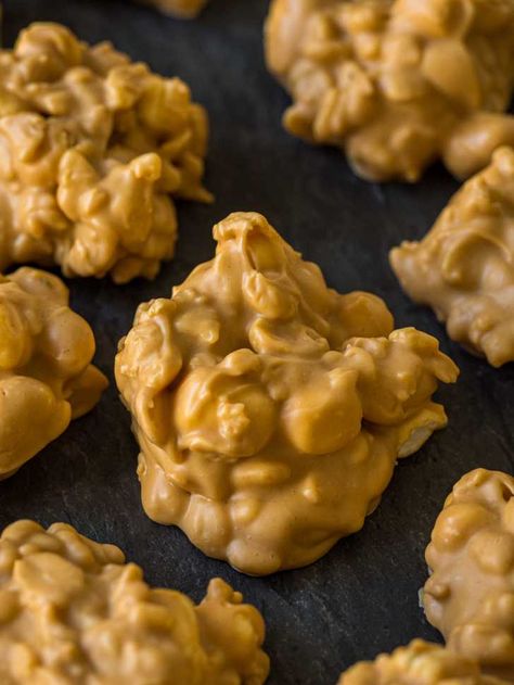 Butterscotch Candy Clusters – 12 Tomatoes White Chocolate Baking, Candy Clusters, Peanut Butter White Chocolate, Butterscotch Candy, Baking Chips, American Foods, Candy Recipes Homemade, Christmas Candy Recipes, Butterscotch Chips