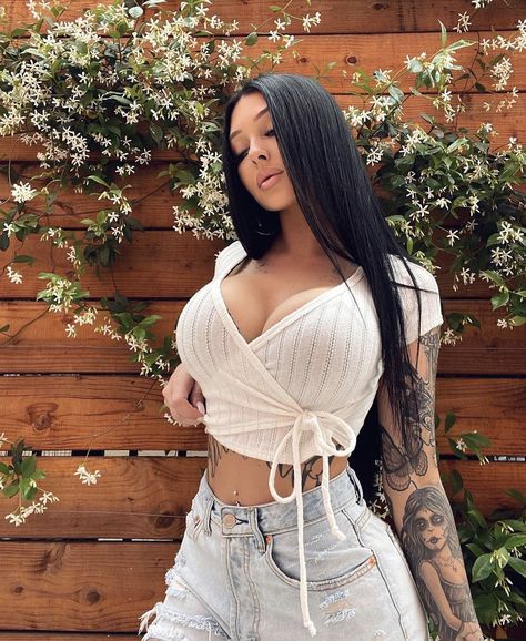 Fashion Nova Outfits, Fashion Nova Tops, Curvy Girl Outfits, Knit Crop Top, Knit Crop, Womens Loungewear, Rompers Women, Women Lingerie, Summer Vibes