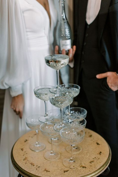 Champagne Tower Wedding, Elegant Wedding Themes, Groom Reaction, Champagne Tower, Destination Wedding Photos, Luxury Destination Wedding, Modern Couple, Wedding Drink, Luxury Wedding Planner