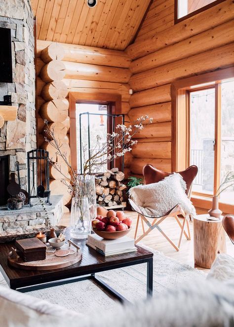 The Colorado Cabin Tour That Made Our Editors' Jaws Drop | MyDomaine Modern Cabin Decor, Log Cabin Living, Cabin Interior Design, Log Cabin Interior, Cabin Chic, Cozy Log Cabin, Log Home Interiors, Cabin Living Room, Log Cabin Ideas