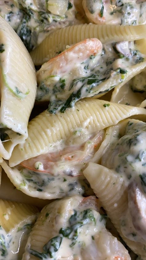 Shrimp Stuffed Pasta Shells, Seafood Stuffed Pasta Shells Recipe, Shrimp Stuffed Shells, Seafood Stuffed Shells Recipe, Easy Garlic Bread, Recipe Chicken Breast, Seafood Stuffed Shells, Alfredo Stuffed Shells, Chicken Stuffed Shells