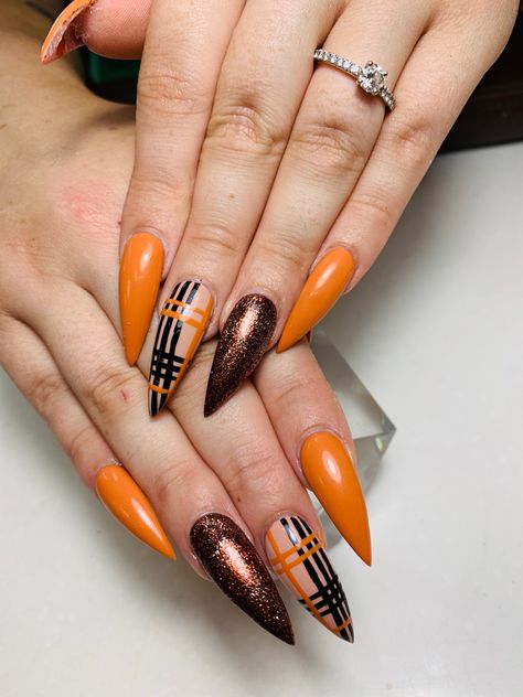 September Stilleto Nails, September Nails Stiletto, Thanksgiving Stilleto Nails, Short Stiletto Nails Fall, October Stilleto Nails, Fall Stilleto Nails Short, November Nails Stilleto, Fall Stellio Nails, Long Almond Nails Designs Fall