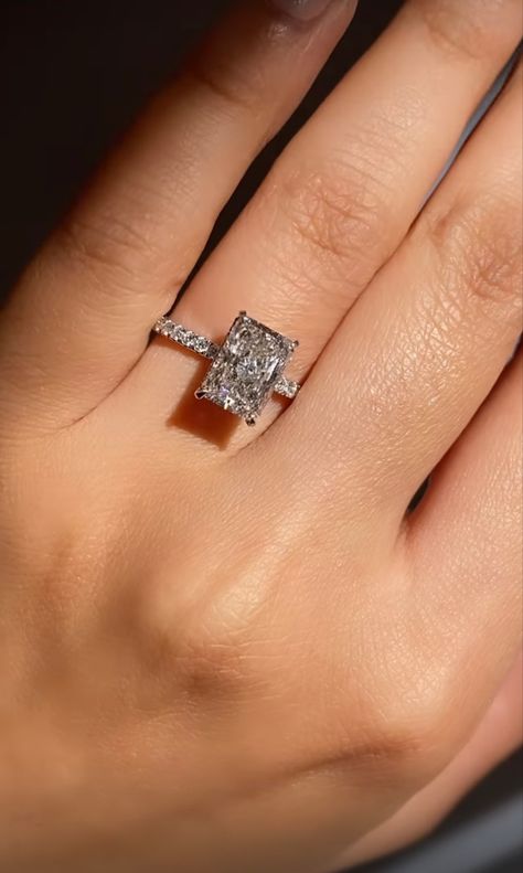 Wedding Rings For Petite Hands, Cute Engagement Rings Square, Square Silver Wedding Ring, Small Rectangle Rings Engagement, Big Square Diamond Ring, Tiffany And Co Engagement Rings Gold, Diamond Engagement Rings Square, Wedding Ring Sets Square, Square Rectangle Engagement Rings