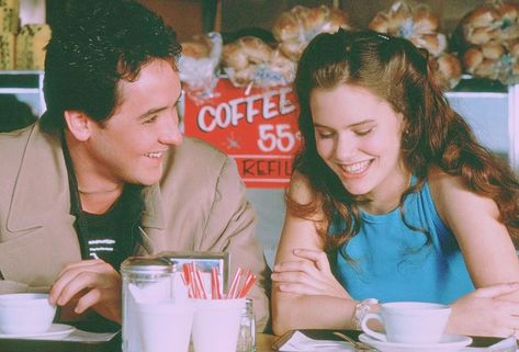 Say Anything Movie, Iconic 80s Movie Scenes, Teen Romance Movies, Before Sunset Cinematography, Ferris Buellers Day Off Cinematography, Lloyd Dobler, Ione Skye, Before Sunrise Film Stills, The Notebook Memes Funny