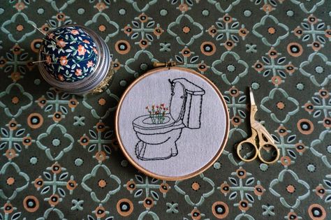 Embroidery toilet! Handmade embroidery toilet sign! Funny and Cute. #embroidery #toilet #signs #diy #handmade #embroideryart Toilet Embroidery, Toilet Library, Bathroom Embroidery, Embroidery Pictures, Toilet Signs, Funny Embroidery, Signs Diy, Toilet Sign, Toilet Design